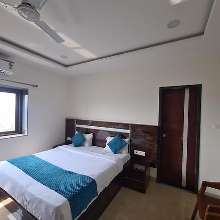 Hill View Hotel By Bil Lonavala Extérieur photo