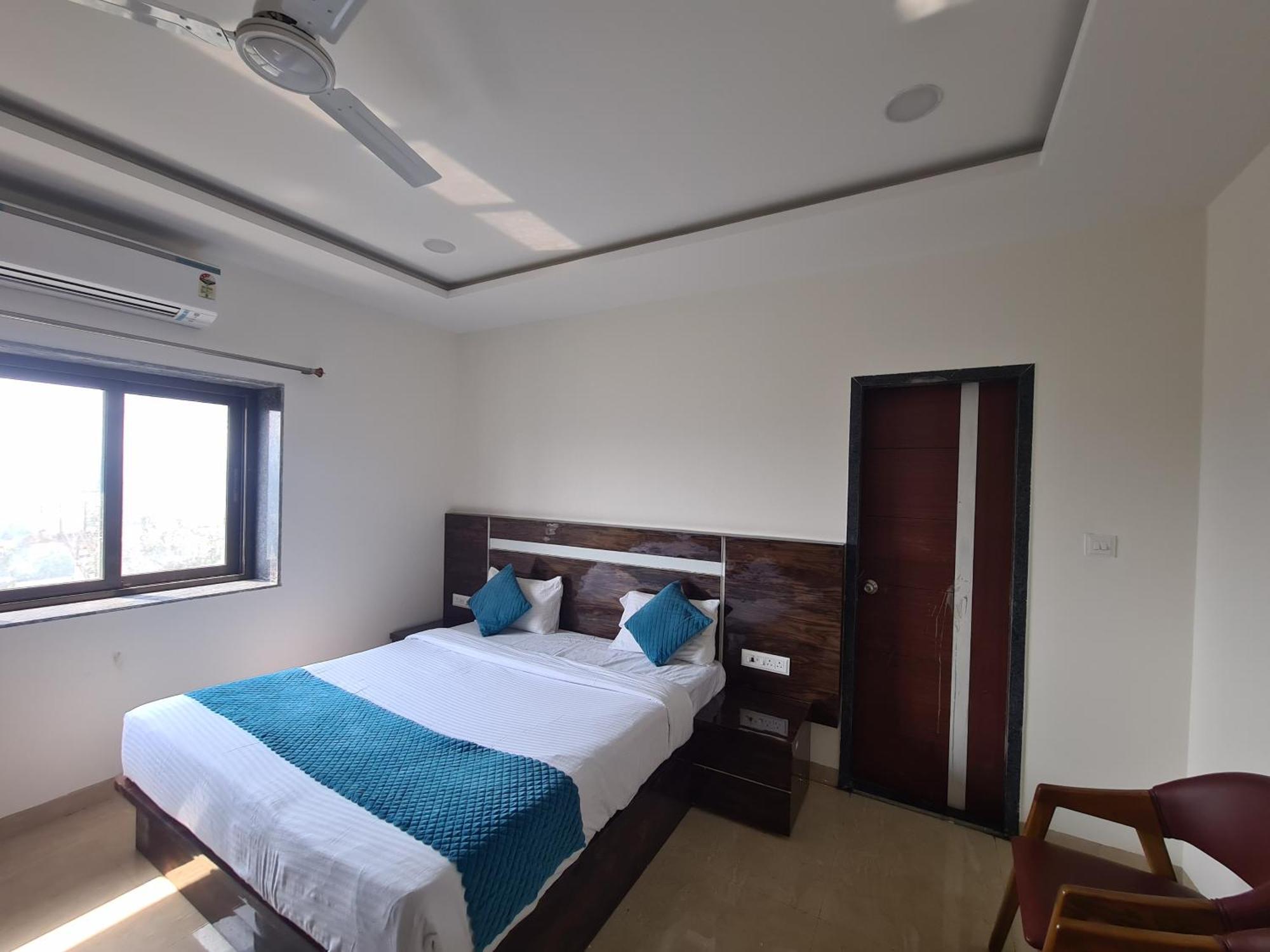 Hill View Hotel By Bil Lonavala Extérieur photo