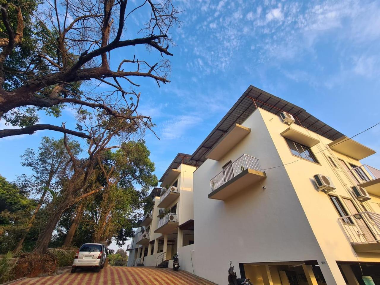 Hill View Hotel By Bil Lonavala Extérieur photo