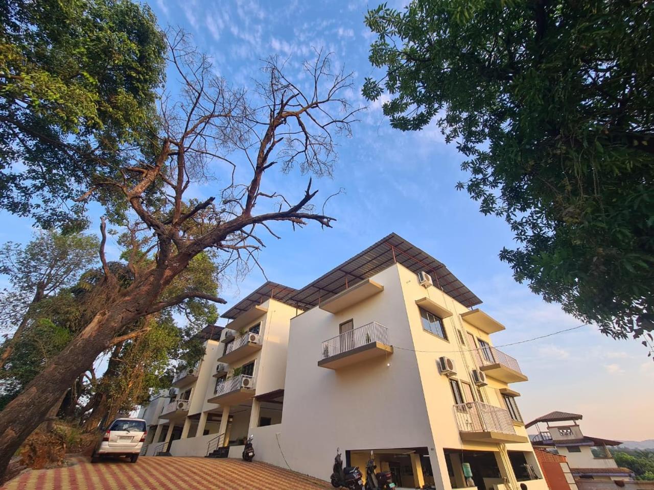 Hill View Hotel By Bil Lonavala Extérieur photo