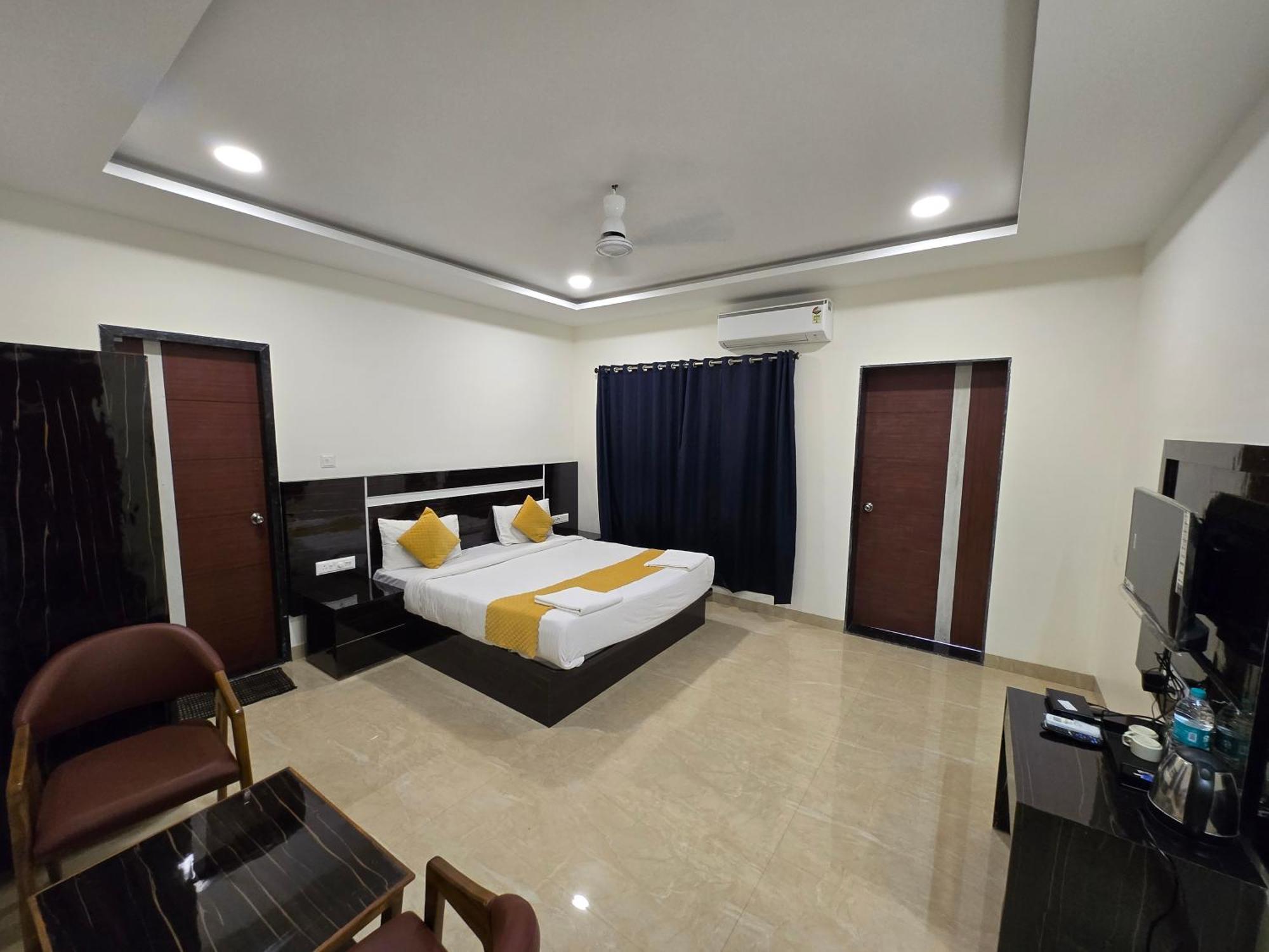 Hill View Hotel By Bil Lonavala Extérieur photo